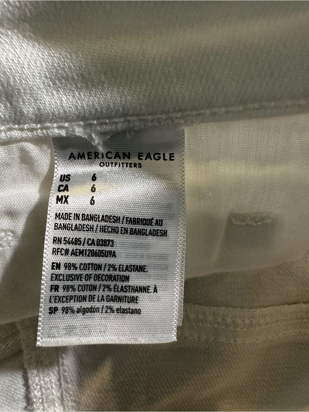American Eagle White Distressed Denim Shorts High Rise Stretch Size 6 - Picture 7 of 10
